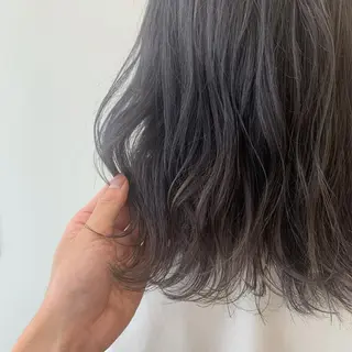 ミディアム 中井 茅佳のヘアスタイル