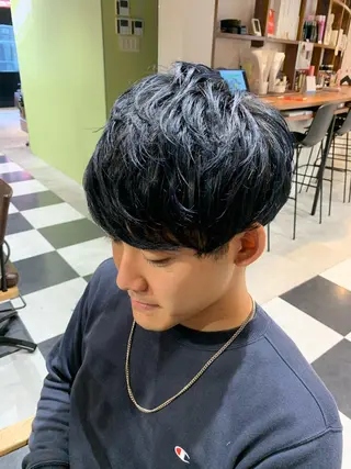 ショート 坪井 彰吾のヘアスタイル