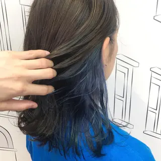 ミディアム カラー TOMOKA 艶髪/透明感カラーのヘアスタイル