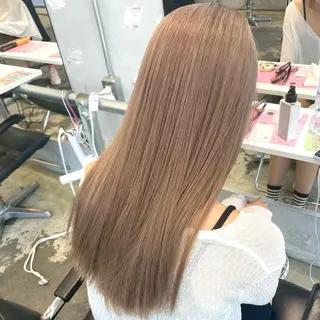 セミロング うる艶カラー /縮毛矯正✨レオンのヘアスタイル
