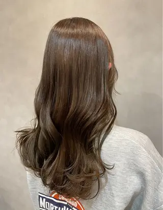 ロング カラー 柄澤 菜南子のヘアスタイル