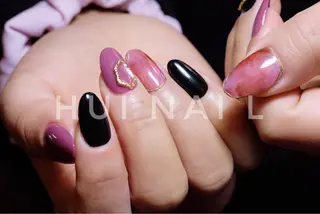 ミディアム めぐみのネイルサロン スタッフ練習のネイルデザイン