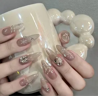 ネイル D-BEAUTY Nailsalonのネイルデザイン