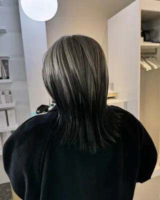 セミロング bernard  BERNARD所属・浅草美容師 coconaのヘアスタイル