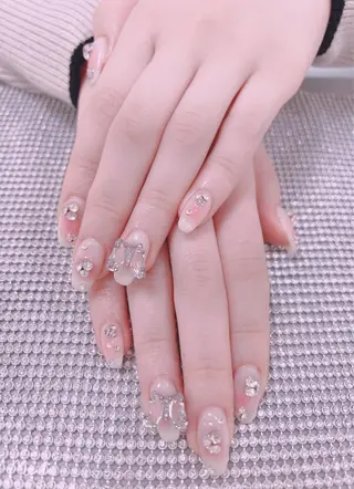 ネイル はぴねす所属・横浜 美夢のネイルデザイン