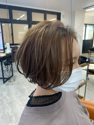 ショート カラー 須佐 勝也のヘアスタイル