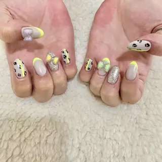 ネイル VIBLISS福岡 tomokoのネイルデザイン