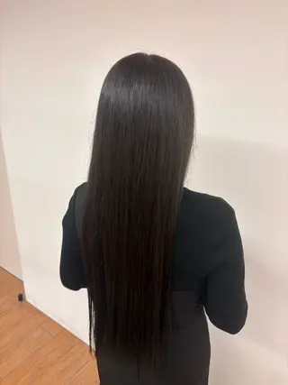 ロング カラー 高橋 杏梓のヘアスタイル