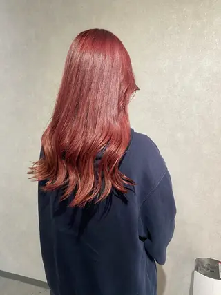 カラー Bish Yanaのヘアスタイル