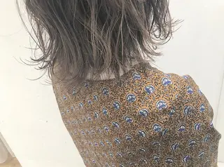 ミディアム カラー 荒川 ひなの 新川崎のヘアスタイル