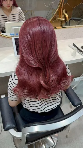 ロング カラー パーマ 絶対垢抜けレイヤー/ 透明感カラーリョウヤのヘアスタイル