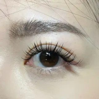 マツエク・マツパ NOA名駅束感まつげ ×眉毛SENA‪🎀のマツエク・マツパデザイン