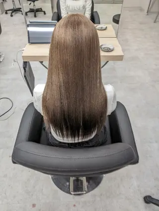 ロング カラー ✨デザインカラー✨ 中澤秀章のヘアスタイル