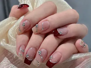 ネイル TOUTOU所属・TOUTOU. Yuriのネイルデザイン