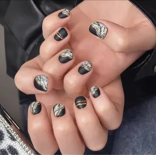 ネイル えくにゃん所属・AMAGASAKI LISAのネイルデザイン