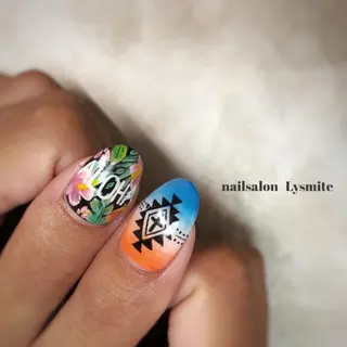 ネイル 岩本 美香のネイルデザイン