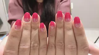 ネイル mano nella manoのネイルデザイン