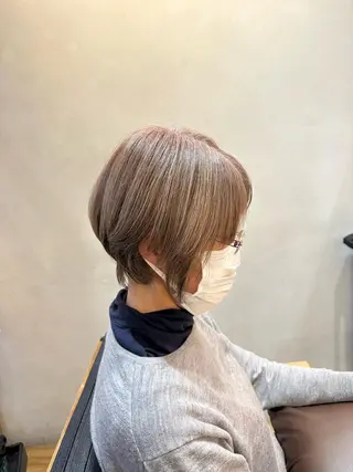 ショート シノハラ ガクト ショート/白髪ぼかしのヘアスタイル