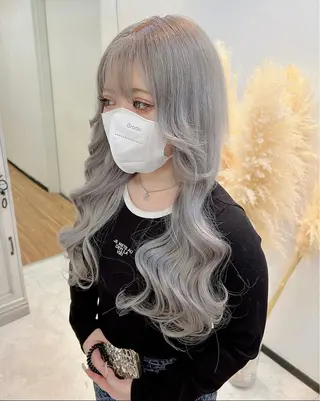 ロング カラー ANKH CROSS 🦋mako🦋のヘアスタイル