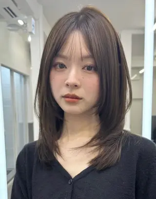 カラー Cocoro 艶カラーのヘアスタイル