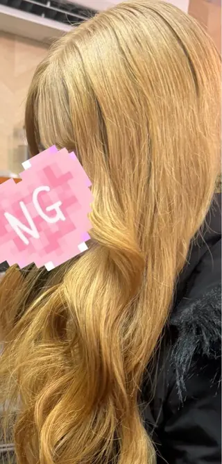 ロング 川本 葵のヘアスタイル
