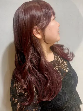 ロング カラー 鵜飼 未玖のヘアスタイル