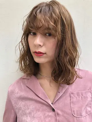 ミディアム カラー パーマ Chlom🌿Top Stylist沖田のヘアスタイル
