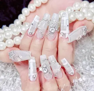 ネイル ラッキーネイルサロン西川口東口店所属・山田 由奈のネイルデザイン