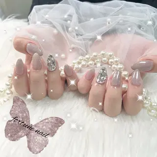 ネイル 💜5/4空✩.* Yuuna💜のネイルデザイン