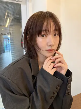 ミディアム カラー ‎♡アヤメ/レイヤー ボブ♡渋谷のヘアスタイル