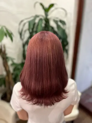 ミディアム カラー ぴんく髪の美容師🎀 🖤ゆうなのヘアスタイル