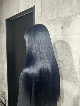 ロング カラー amy .のヘアスタイル