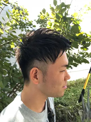 ショート メンズ Rug Relief 吉田のヘアスタイル