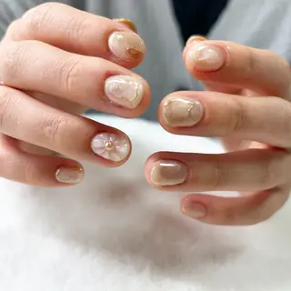 ネイル Laki nailのネイルデザイン