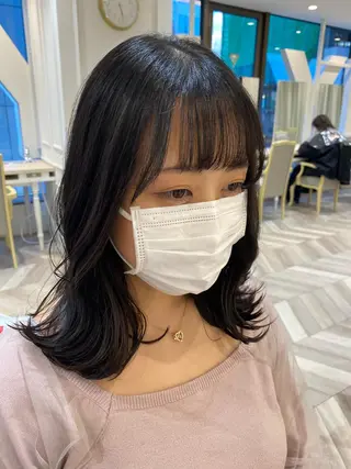 ミディアム 小顔レイヤー/ ベージュ🤍Rieのヘアスタイル