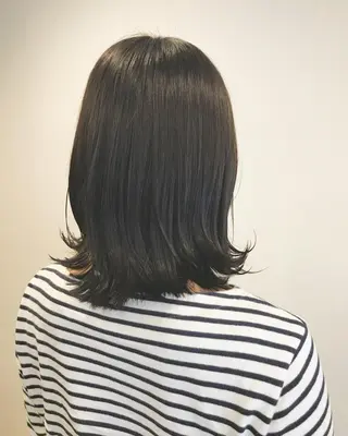 ショート カラー エイトウメダ 店長 稲尾友則のヘアスタイル