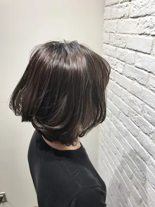 ショート カラー UMEDA FIGAROのヘアスタイル