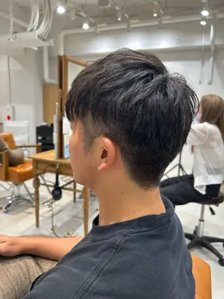 ショート メンズ 山﨑 燦人のヘアスタイル