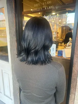 ミディアム 根本 真帆のヘアスタイル