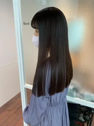 ロング カラー 片岡 由依のヘアスタイル