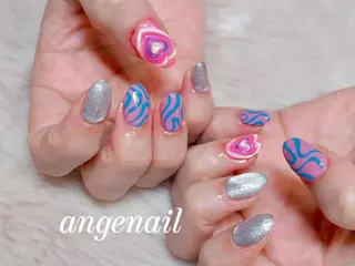 ネイル オーナーネイリスト MAKIのネイルデザイン