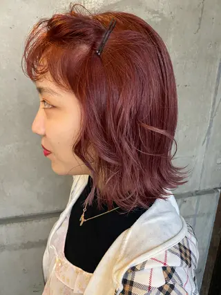 ショート カラー パーマ ヘアアレンジ メンズ キッズ ネイル mana 暖色カラーカットのヘアスタイル