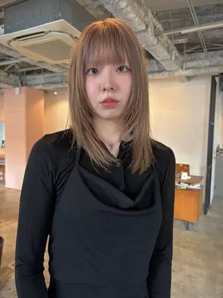 セミロング カラー yu maのヘアスタイル