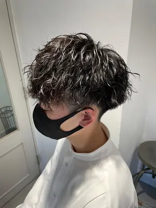パーマ メンズ ショート/メンズ特化 オオクボユウタのヘアスタイル