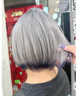 ミディアム カラー GARU-ガル-所属・TSUNO🦖 派手髪/オタク美容師のヘアスタイル