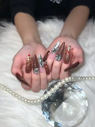 ネイル Kobayashi Komugiのネイルデザイン