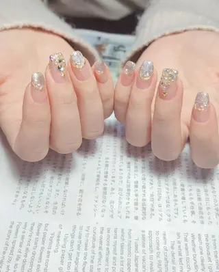 ネイル E·U·B ネイル所属・横浜市中区曙町 E·U·Bネイルのネイルデザイン