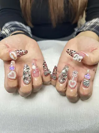 ネイル Queen Nail 研修生のネイルデザイン