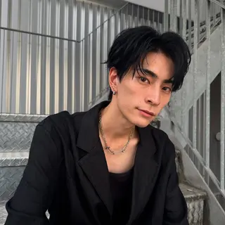 メンズ フェザーパーマ/ 曲がる矯正/酒井壮大のヘアスタイル