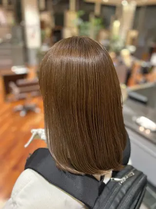 セミロング カラー 多賀 亮真のヘアスタイル